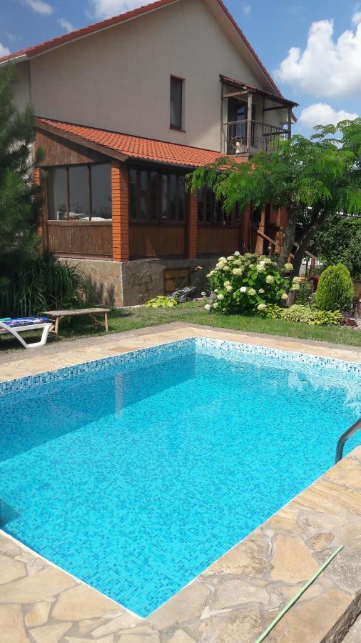 Guest House Odesa Exterior photo